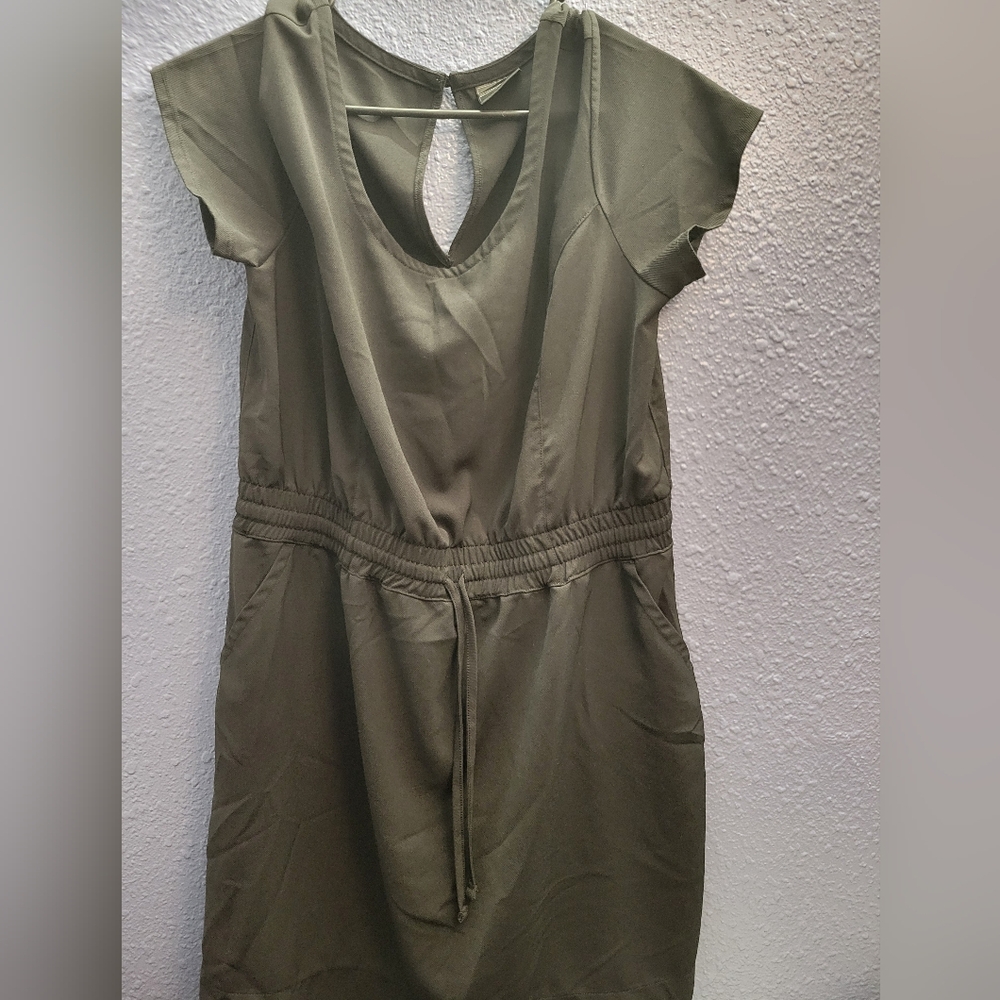 Active flowy dress